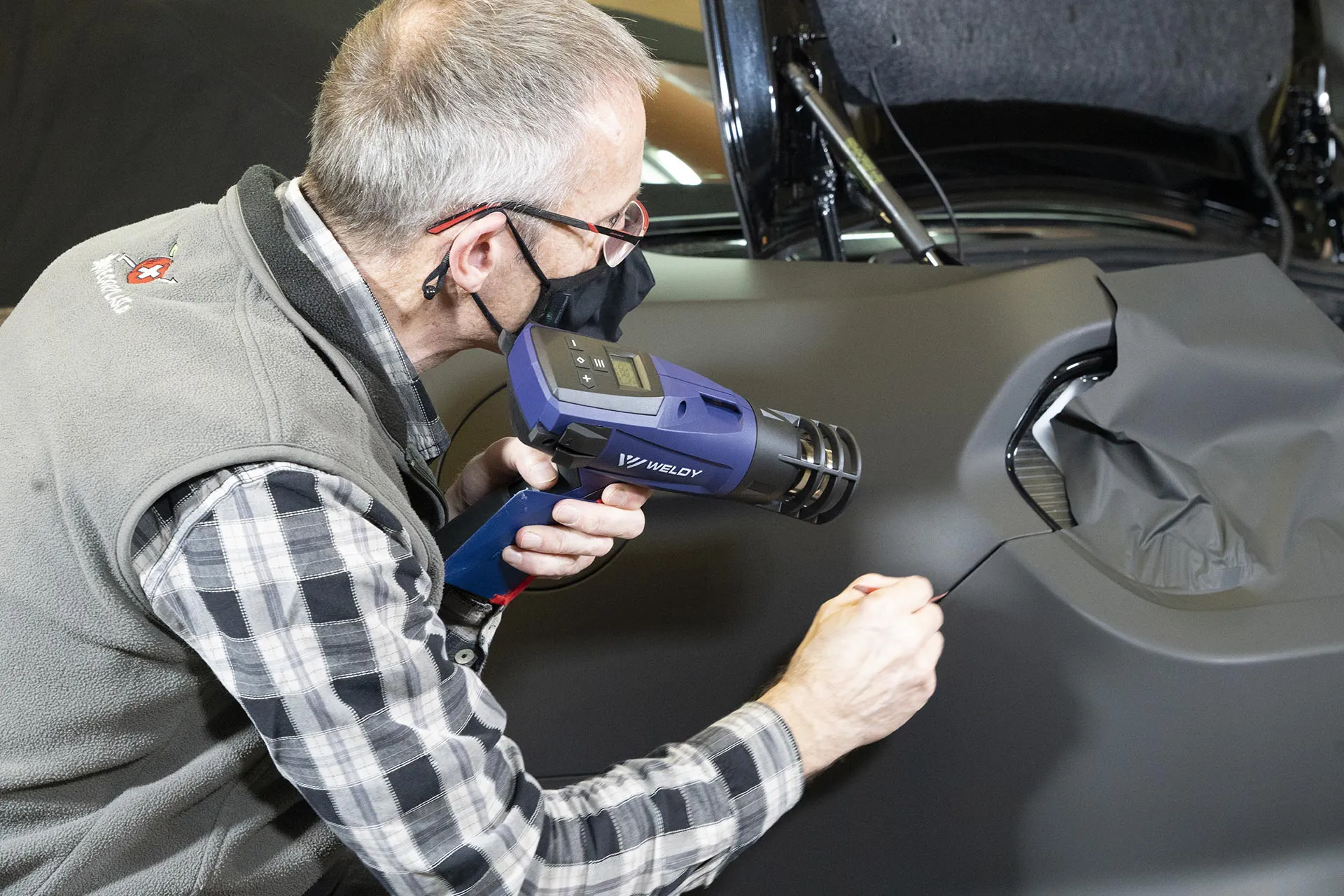 hero-Automotive-LT_WY_HG530-A-car-wrapping_AP_02.JPG_master