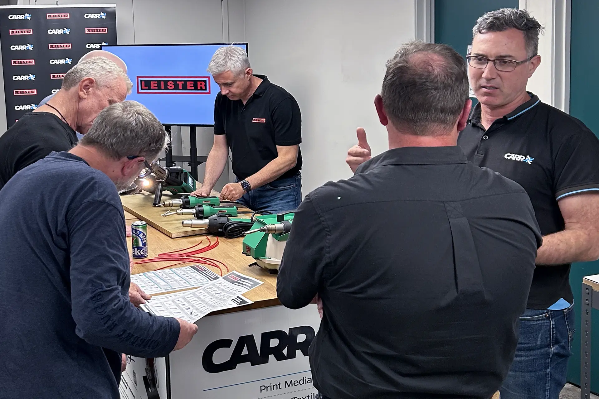 WELDPLAST 300 and HOT JET A Hand Tools Demo
